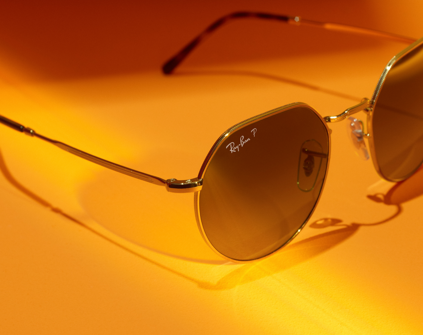 foldable ray bans sunglass hut