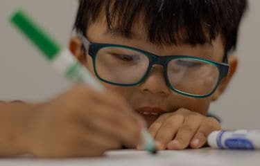 We can’t do it without you-Donations from our customers are fundamental to make this work possible. Please consider making a donation with your purchase the next time you visit a Sunglass Hut store, and be part of the change towards accessible vision care for all.