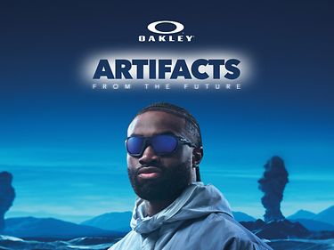 Oakley-Maak kennis met een nieuw tijdperk van uitvindingen, zoals gezien bij Jaylen Brown.