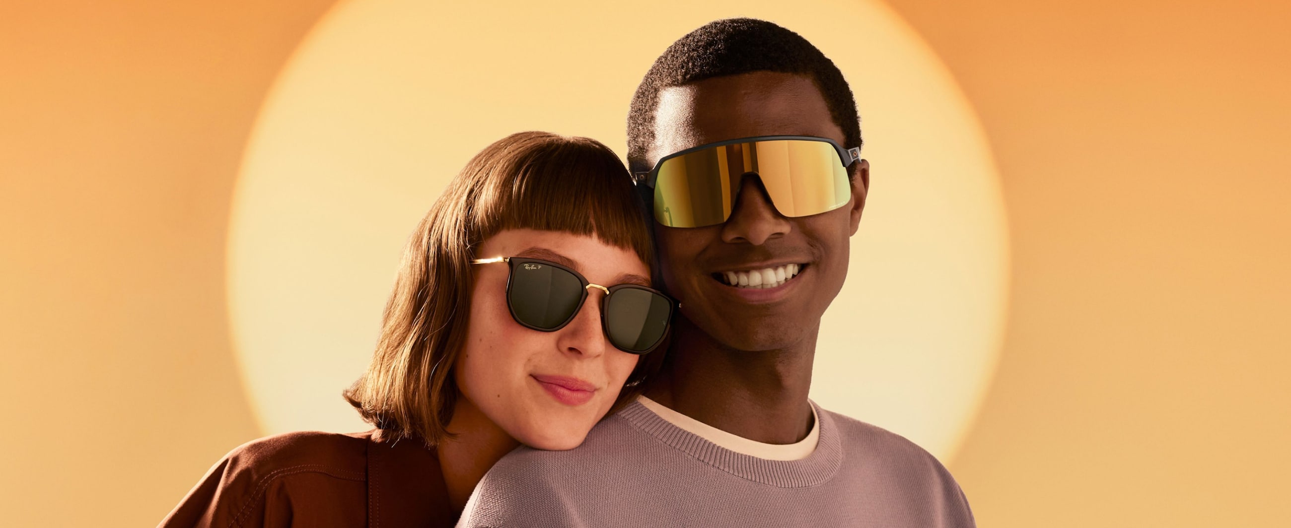 Sunglass Hut - Up to 50% Off on Selected Styles + Free Shipping.