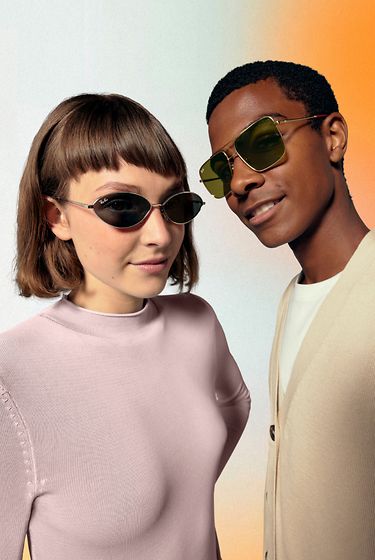The Fall Selection-Bold moves and fresh silhouettes welcome a new season.