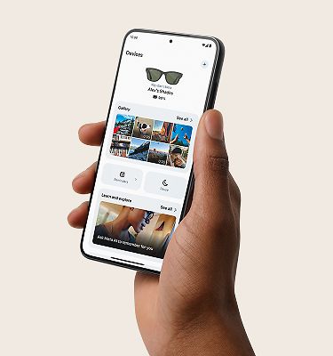 Meta AI-app-Stel je bril in en beheer hem, importeer en deel je foto's en video's, leer over nieuwe functies en beheer instellingen zodat je bril altijd up-to-date is. De Meta AI-app is vereist om je brilervaring te ondersteunen.