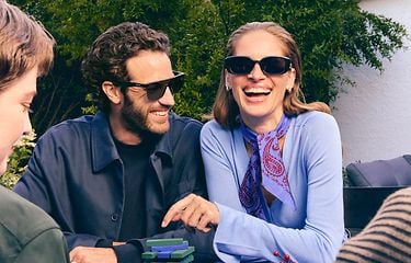 Lebe deinen Moment-Feiere das, was sie einzigartig macht, mit Modellen der größten globalen Marken.