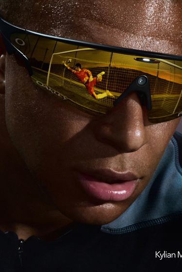 Oakley Meta-Athletic intelligence is here. Kylian Mbappé in Oakley Meta Vanguard.