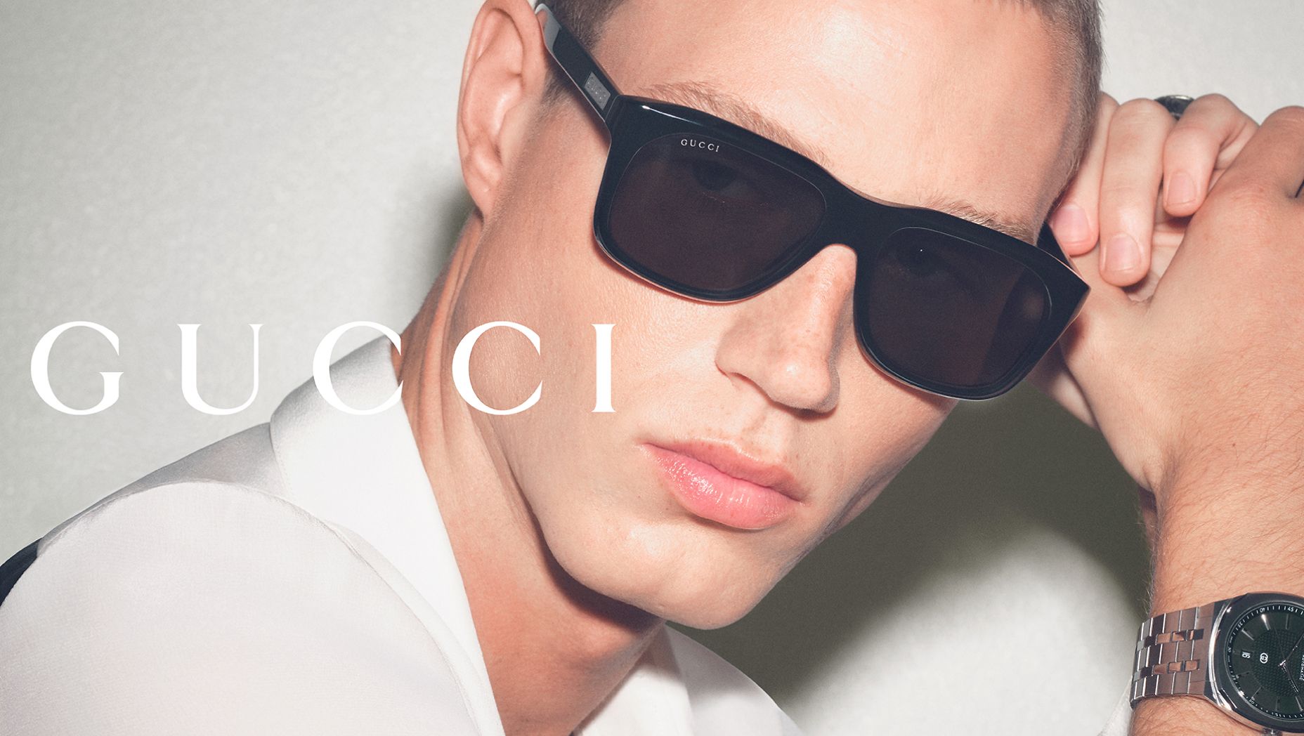 Gucci Gg2077S M (55 - 17) with Grey lenses and Black frame