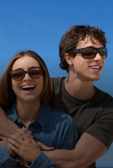 Maui Jim-Two exclusive color combination styles.