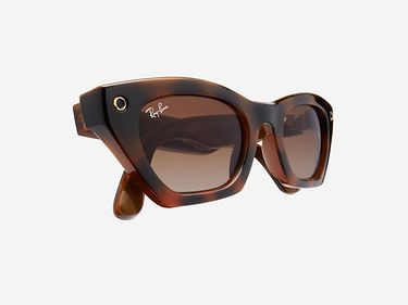 Solaires-Style Ray-Ban. Vision claire. Choisissez des verres classiques avec une protection 100% UVA et UVB, ou ajoutez une polarisation pour réduire l’éblouissement et améliorer le contraste.