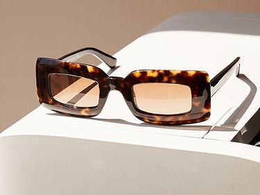 Rectangle revolution-Make the sidewalk your catwalk in an original, runway-inspired Michael Kors frame.