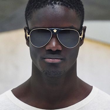 FACES-All eyes on fashion: get inspired by Adam Katz Sinding's photographic project and discover the latest styles in the world’s most trendsetting cities.