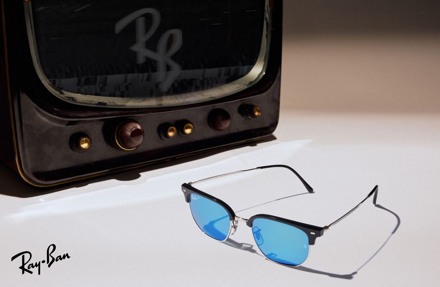 Ray-Ban Sunglasses for Men & Women | Sunglass Hut®