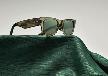 | Hut Sunglass Mega & Transparent RB0840S Wayfarer Green Ray-Ban USA 51 Sunglasses Silver
